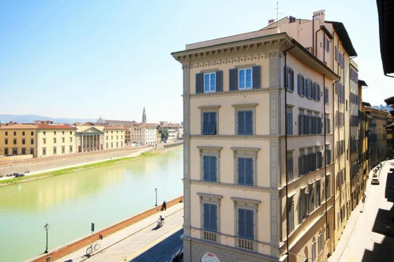 Apartment Canottieri Florenz